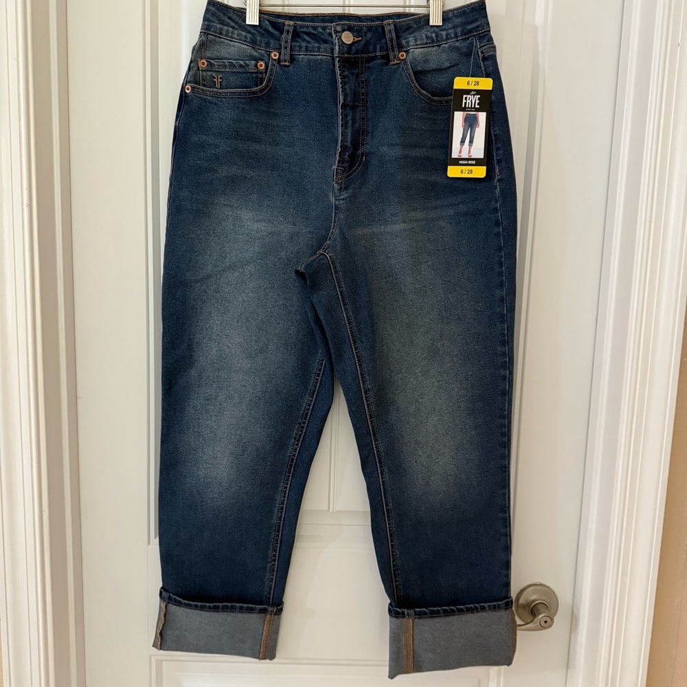 NWT Frye Amari Wash Denim Cuffed Jeans